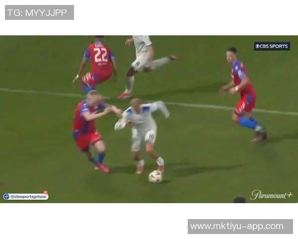 拉齐奥遭遇争议红牌困境9人逆袭逆转对手成功取胜