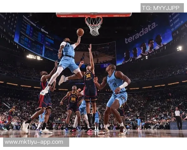 克莱半场得分20与三分命中数创纪录超越哈登位列第三库里稳居第一 克莱半场得分20与三分命中数创纪录超越哈登位列第三库里稳居第一