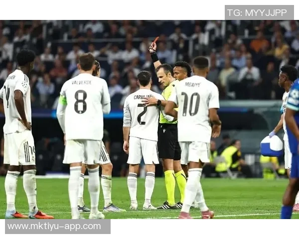 姆巴佩未获欧冠却拿皇马顶薪维尼修斯为何只能屈从于此待遇