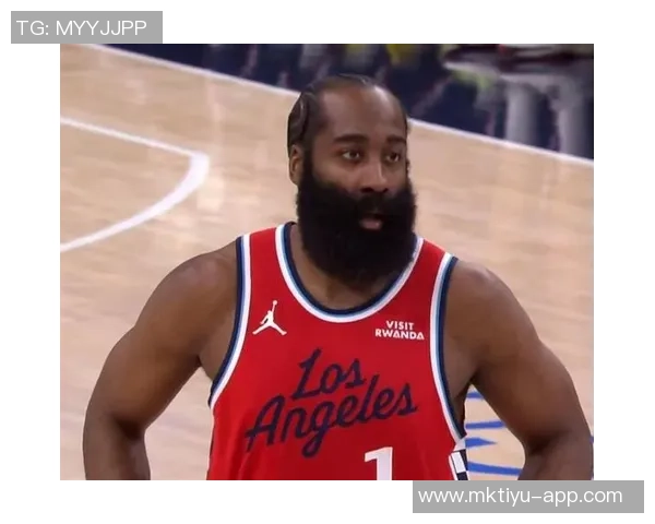 快船在哈登缺席时大胜33分莱昂纳德表现出色引领球队逆袭