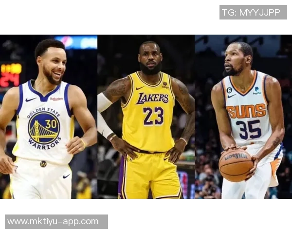 库里全明星表现引发争议KD调侃背后更想突出其远射实力 库里全明星表现引发争议KD调侃背后更想突出其远射实力